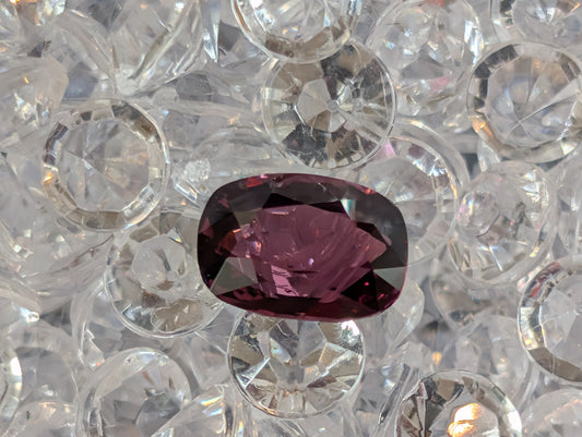 Spinelle Violet Rose Intense — 2,52 ct