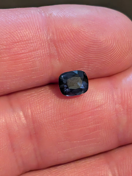 Spinelle Caméléon — 1,55 ct