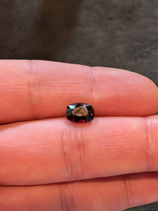 Spinelle Violet Rose Intense — 2,52 ct