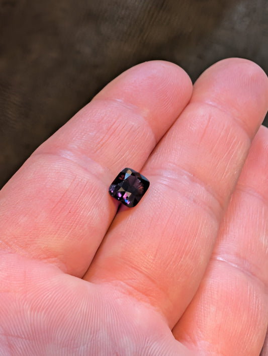 Spinelle Vivid Purplish Pink — 2,24 ct